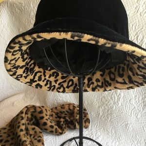 🖤 🐆 Black and Leopard vintage\retro hat🐆🖤